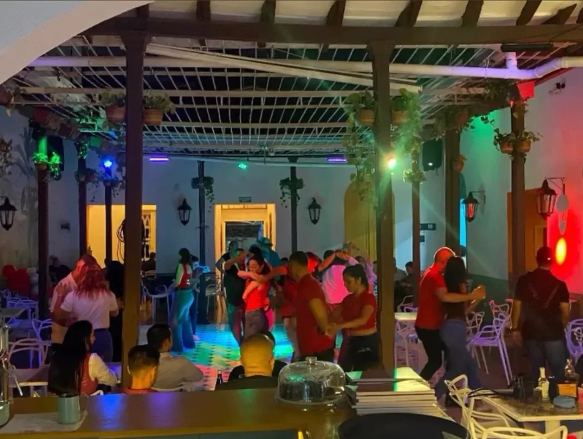 Momento de baile Social Club